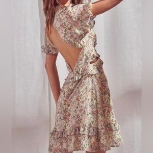 NWT Storia Floral Mini Dress w/ Open Back